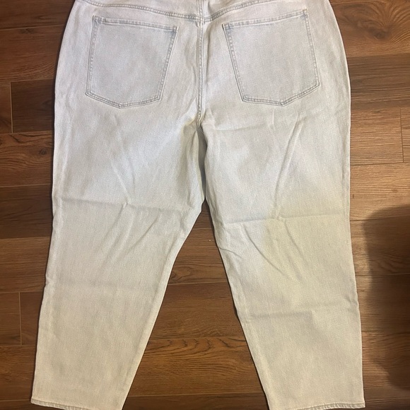 Old Navy Light Blue Denim Jeans Plus Size 24 NWOT - Picture 5 of 5